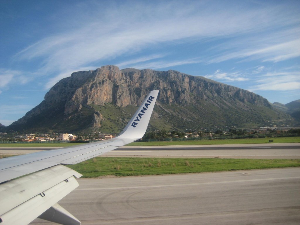 Palermo Sicily Airport with Ryan Air Plane