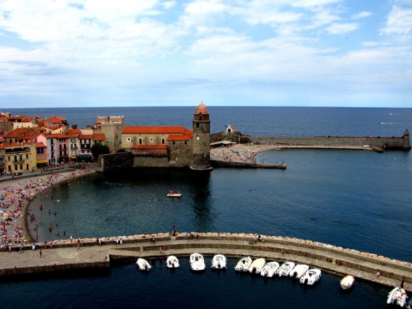 Château Royal de Collioure of the Castle of Collioure juts out into the Mediterranean Sea 