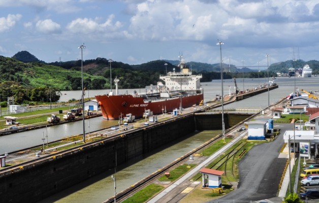 Tanker ship Alpine Moment enters the Miraflores Locks