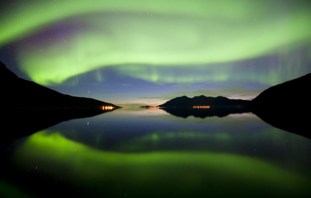 Northern-Lights-Grotfjord-Kvaloya-Credits_Gaute Bruvik - visitnorway.com